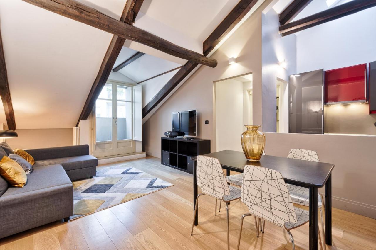 Stylish Apartment In The Heart Of Torino Eksteriør bilde
